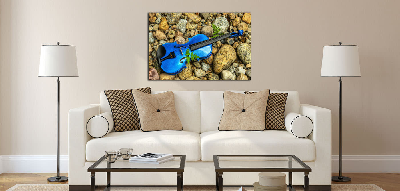 
        <div class='title'>
          Blue Violin Room   Home Page
        </div>
       