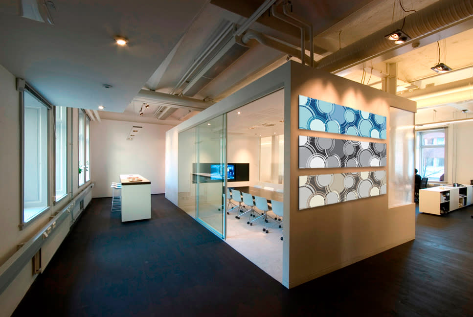 
        <div class='title'>
          Office 3 oxygen
        </div>
       