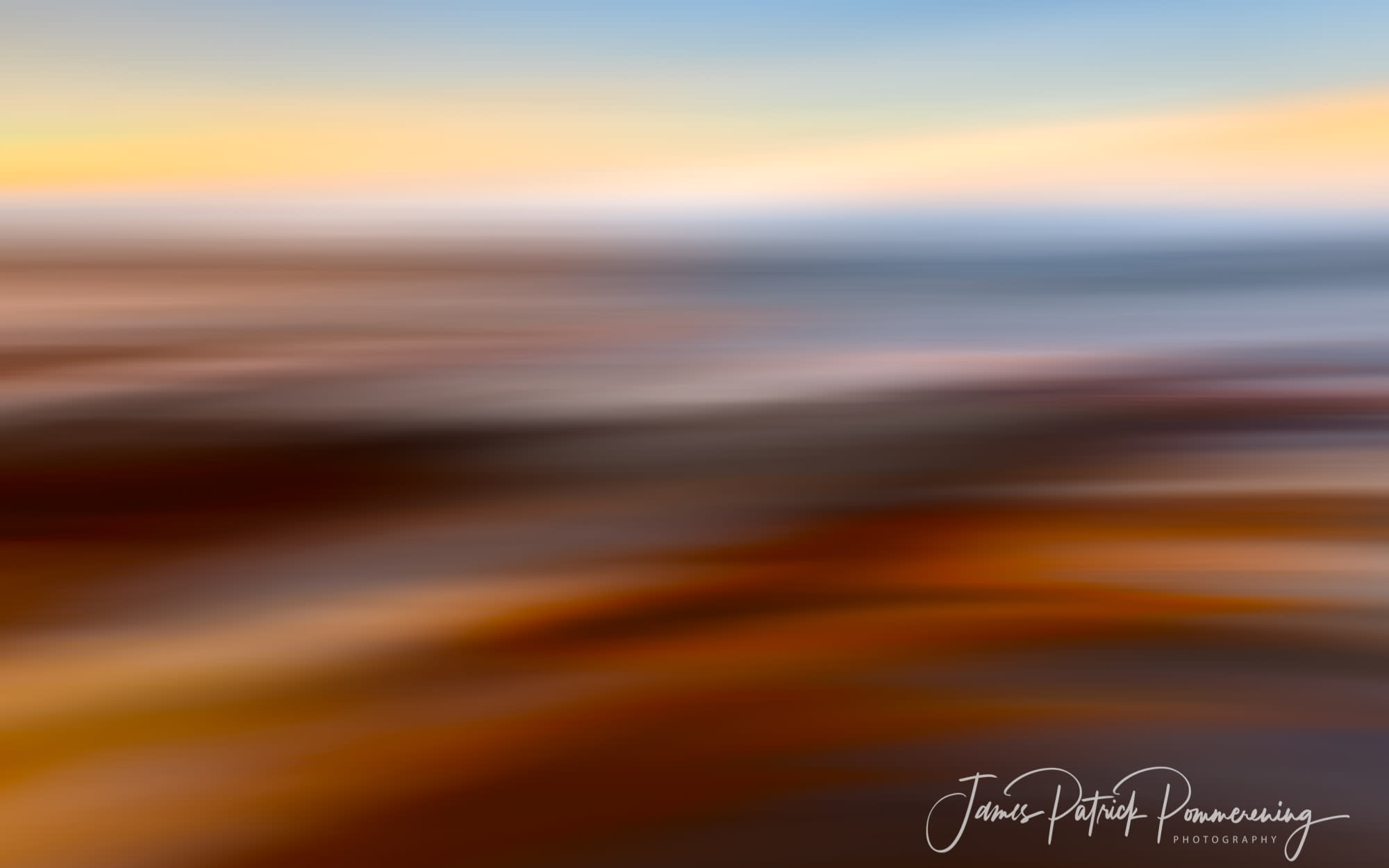 
        <div class='title'>
          Sunset Wave
        </div>
       