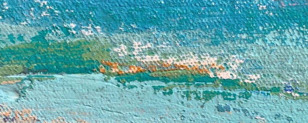 
        <div class='title'>
          sea texture crop strip 1000x400
        </div>
       