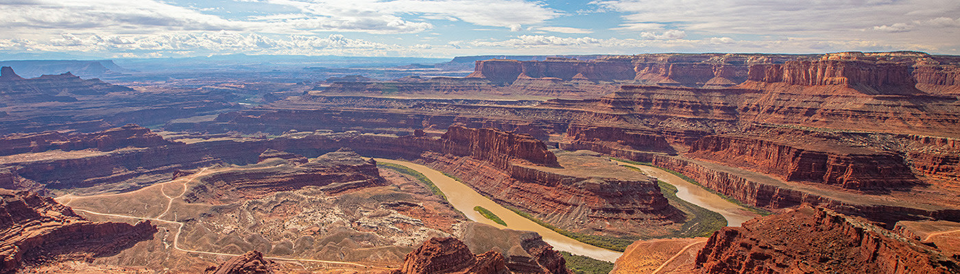 
        <div class='title'>
          DeadHorsePoint 1400x400
        </div>
       