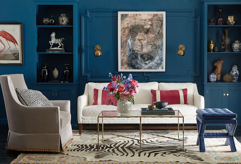 
        <div class='title'>
          BLUE AND WHITE ROOM WITH SITWE SUNSHINE
        </div>
       