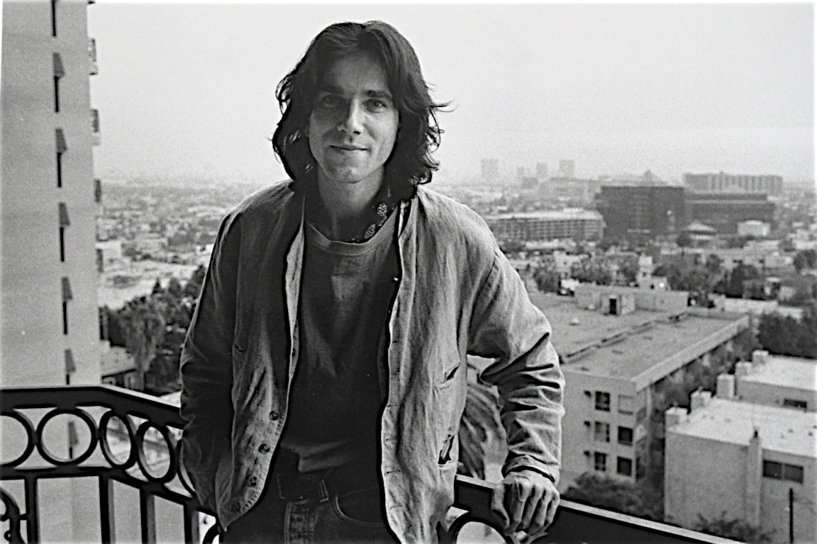 
        <div class='title'>
          Actor Daniel Day Lewis, 1991.
        </div>
       
        <div class='description'>
          Portrait for his Academy Award nomination in the film "My Left Foot". For the San Diego Union Tribune. never published
        </div>
      