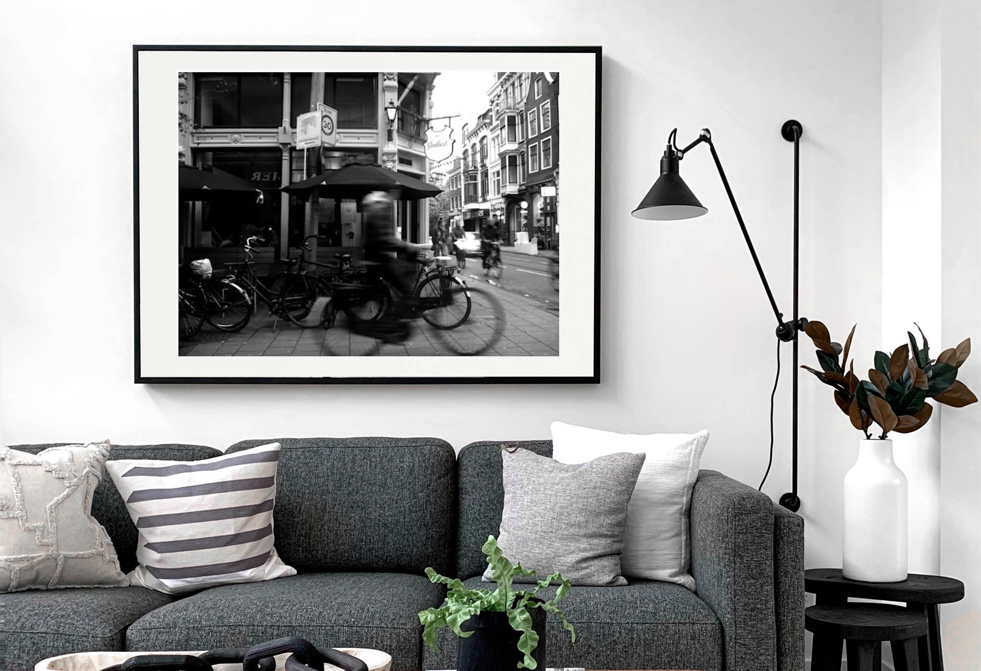 
        <div class='title'>
          Living Room Scene Amsterdam Banner
        </div>
       