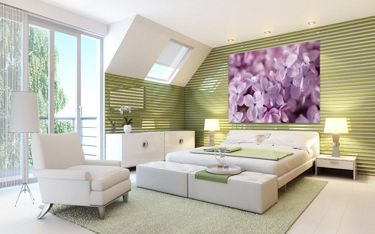 
        <div class='title'>
          Green Bedroom Lilacs 0270
        </div>
       