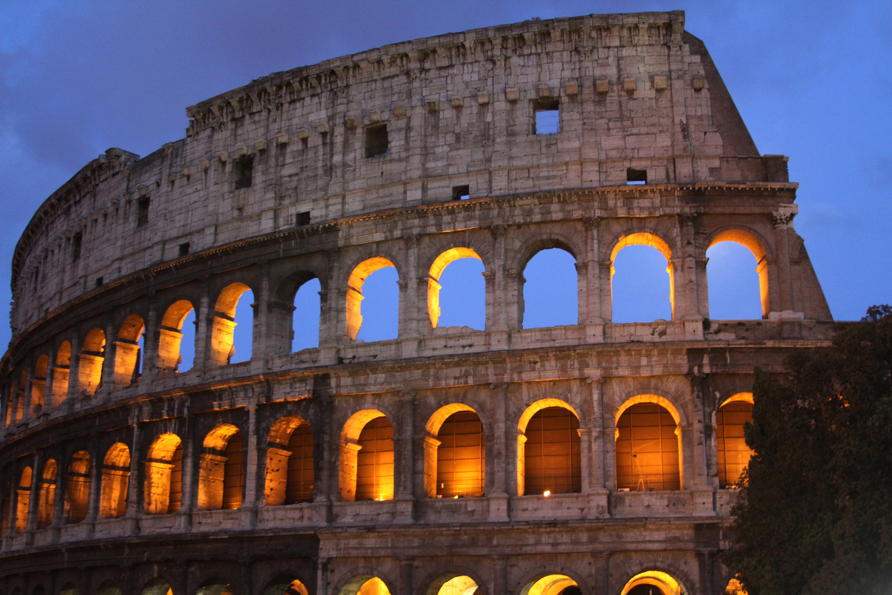 
        <div class='title'>
          Coliseum Rome Italy
        </div>
       