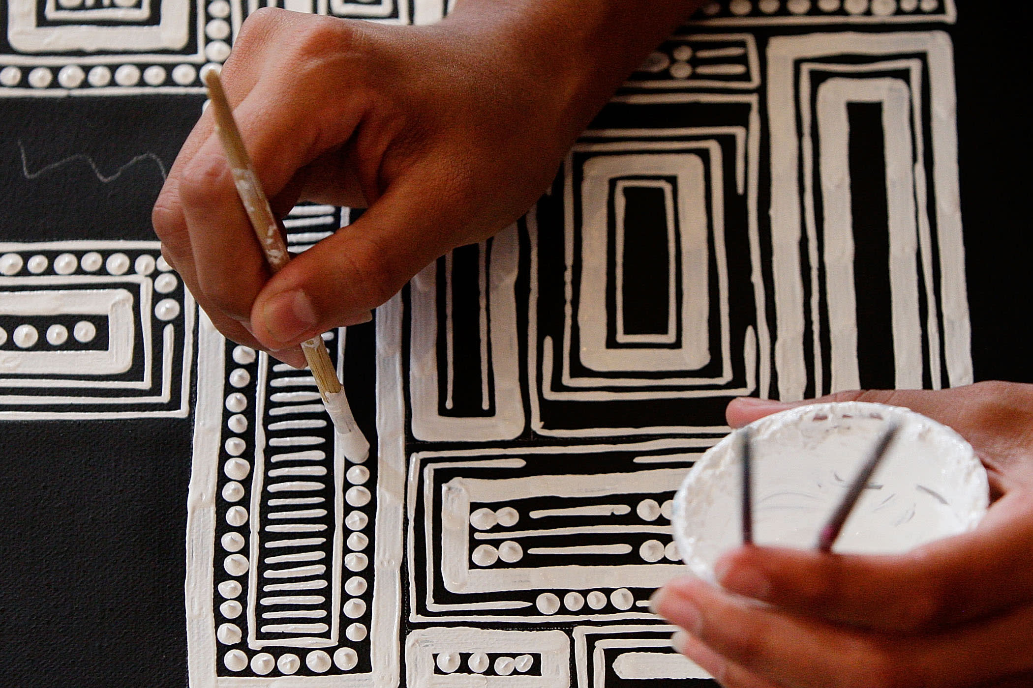 
        <div class='title'>
          00000000LW019 Profile Of In
        </div>
       