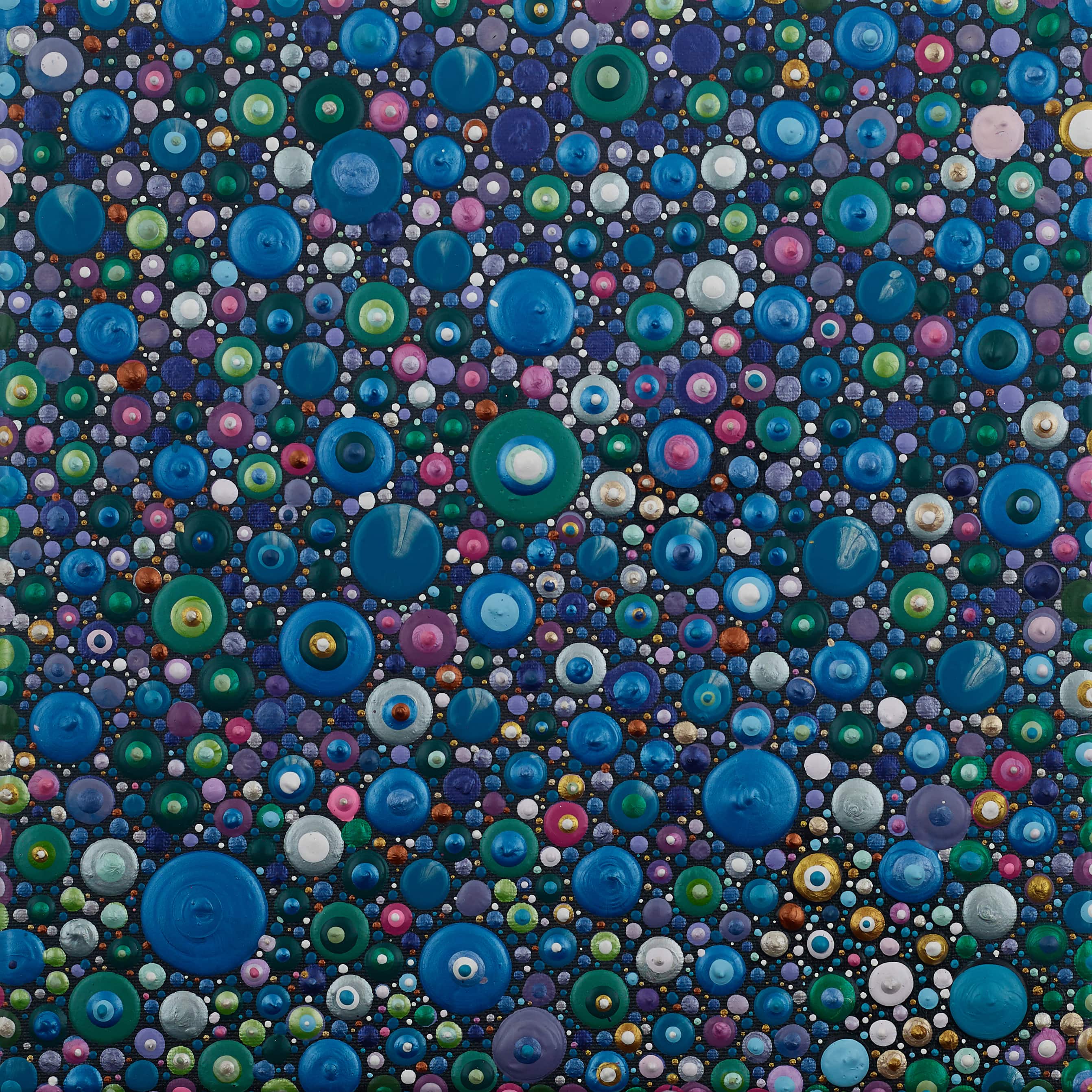 Dots take over the world min irwhnz