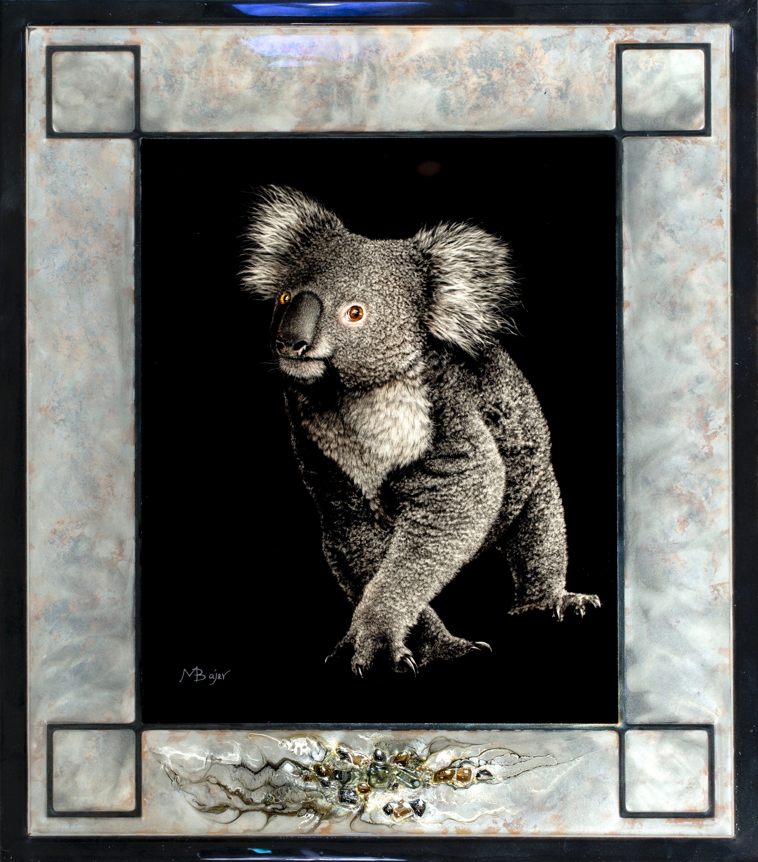 The koala with frame y5inuk