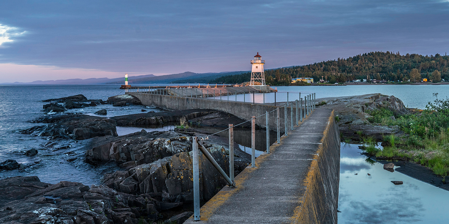 Grand marais lighthouse 10 rtygku