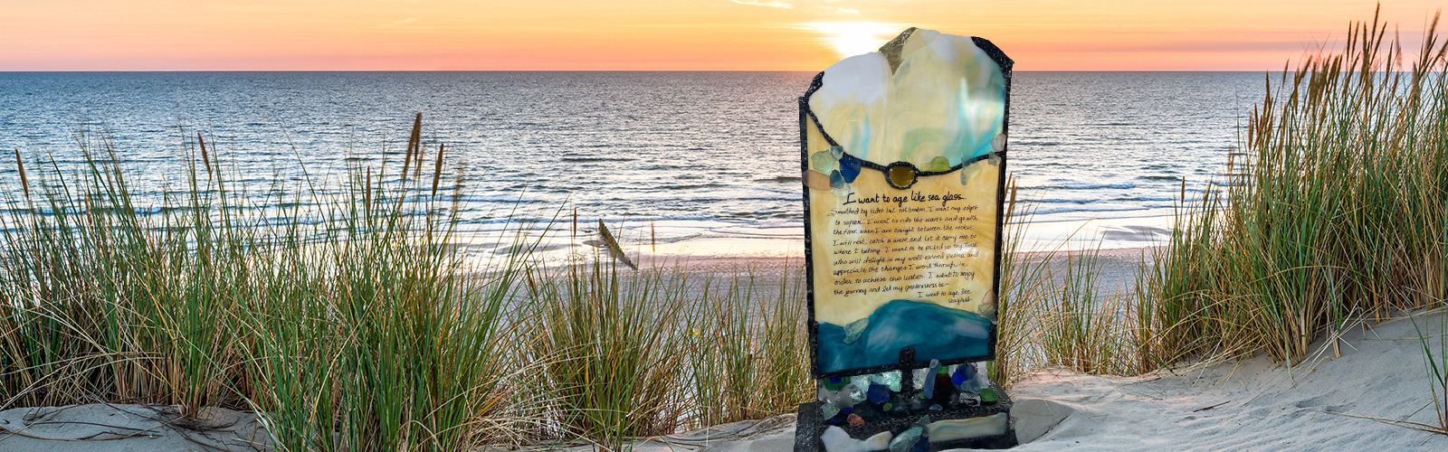 
        <div class='title'>
          slide sea glass
        </div>
       