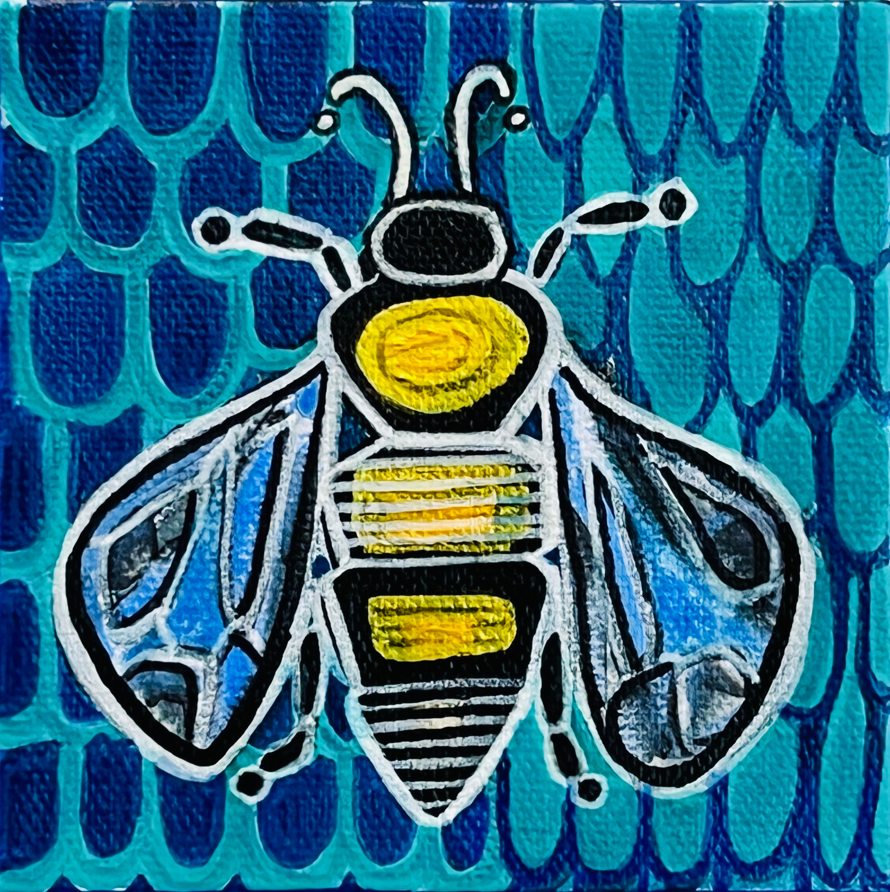 Bee present 2022 mailw3