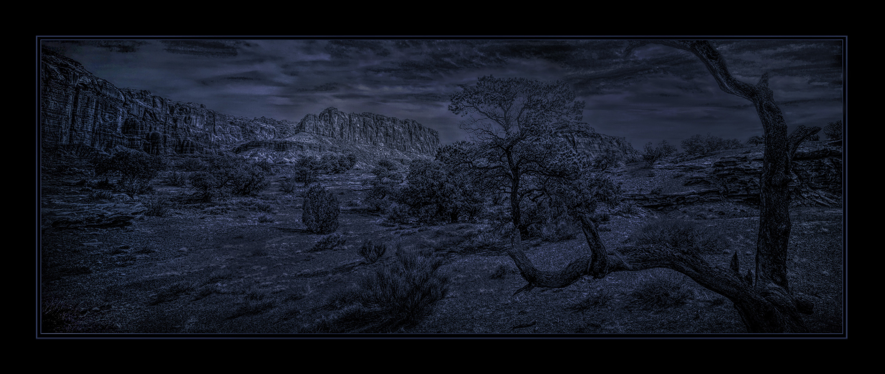 
        <div class='title'>
          Glen Ricks   Moon Light View
        </div>
       
        <div class='description'>
          
        </div>
      