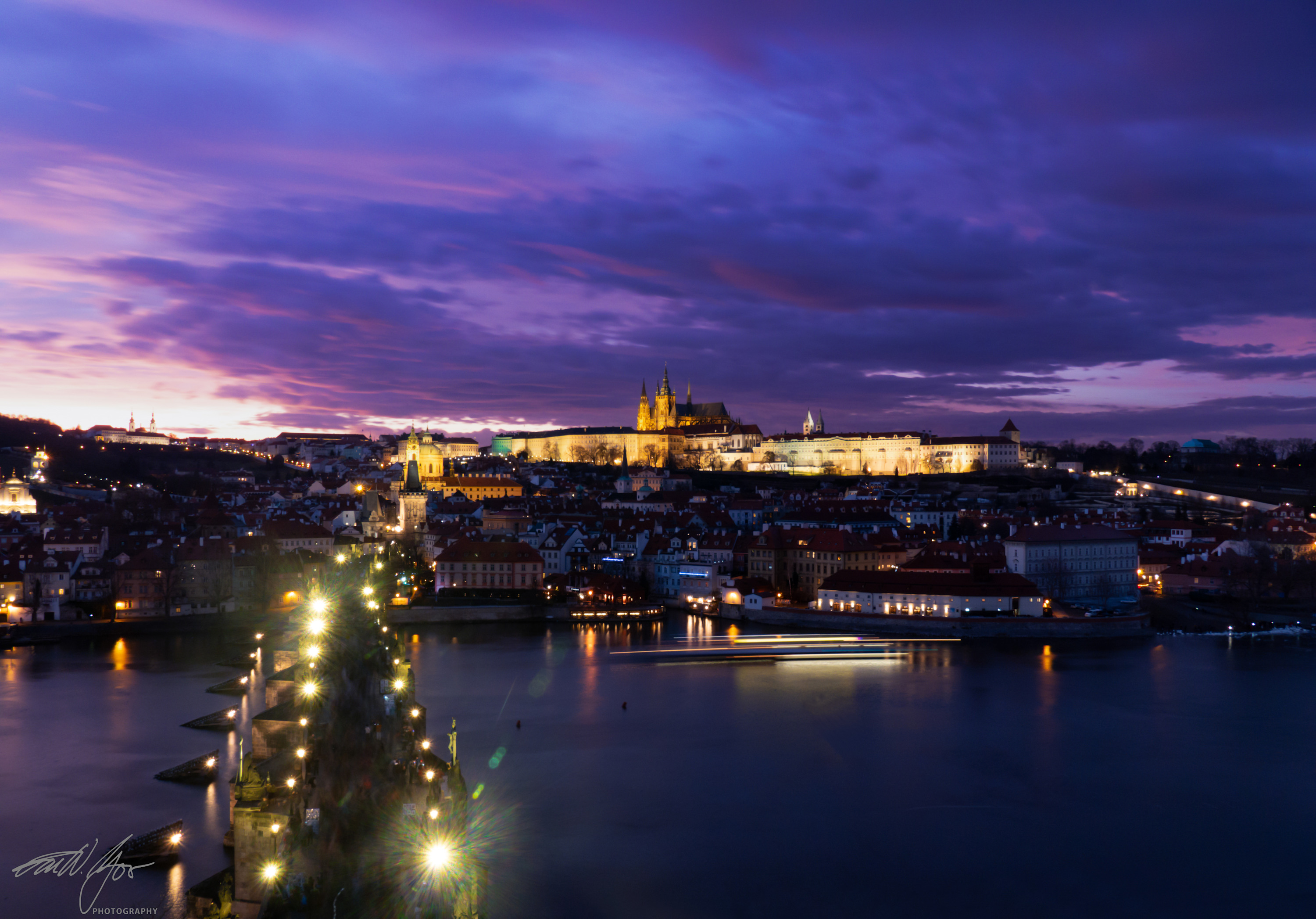 
        <div class='title'>
          Ron Yoo Charles Bridge
        </div>
       
        <div class='description'>
          
        </div>
      