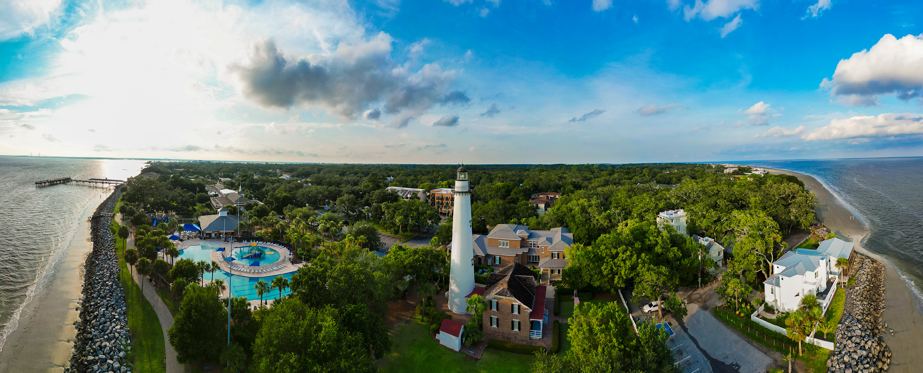 
        <div class='title'>
          Miron Holcombe Lighthouse Collection St
        </div>
       
        <div class='description'>
          
        </div>
      