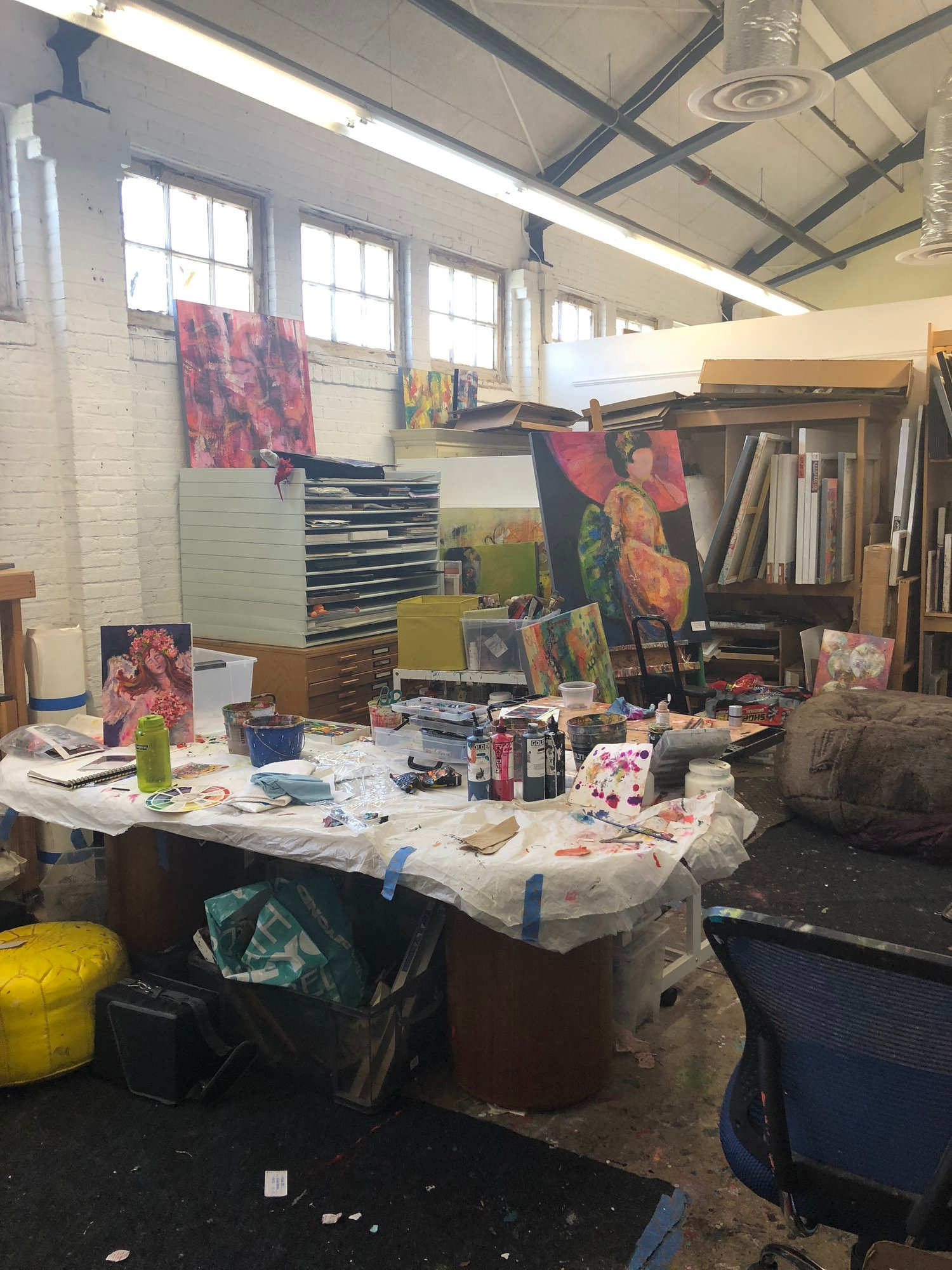 
        <div class='title'>
          Studio+Shot+3
        </div>
       
        <div class='description'>
          
        </div>
      