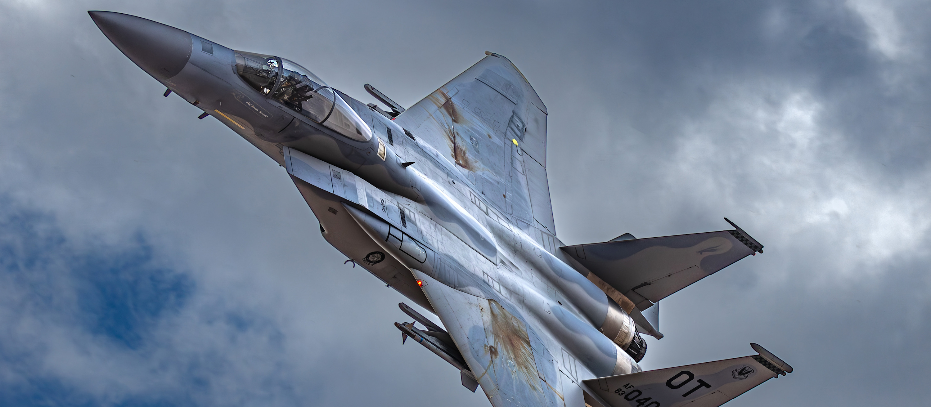
        <div class='title'>
          Rumfallo Epic Edits 11
        </div>
       