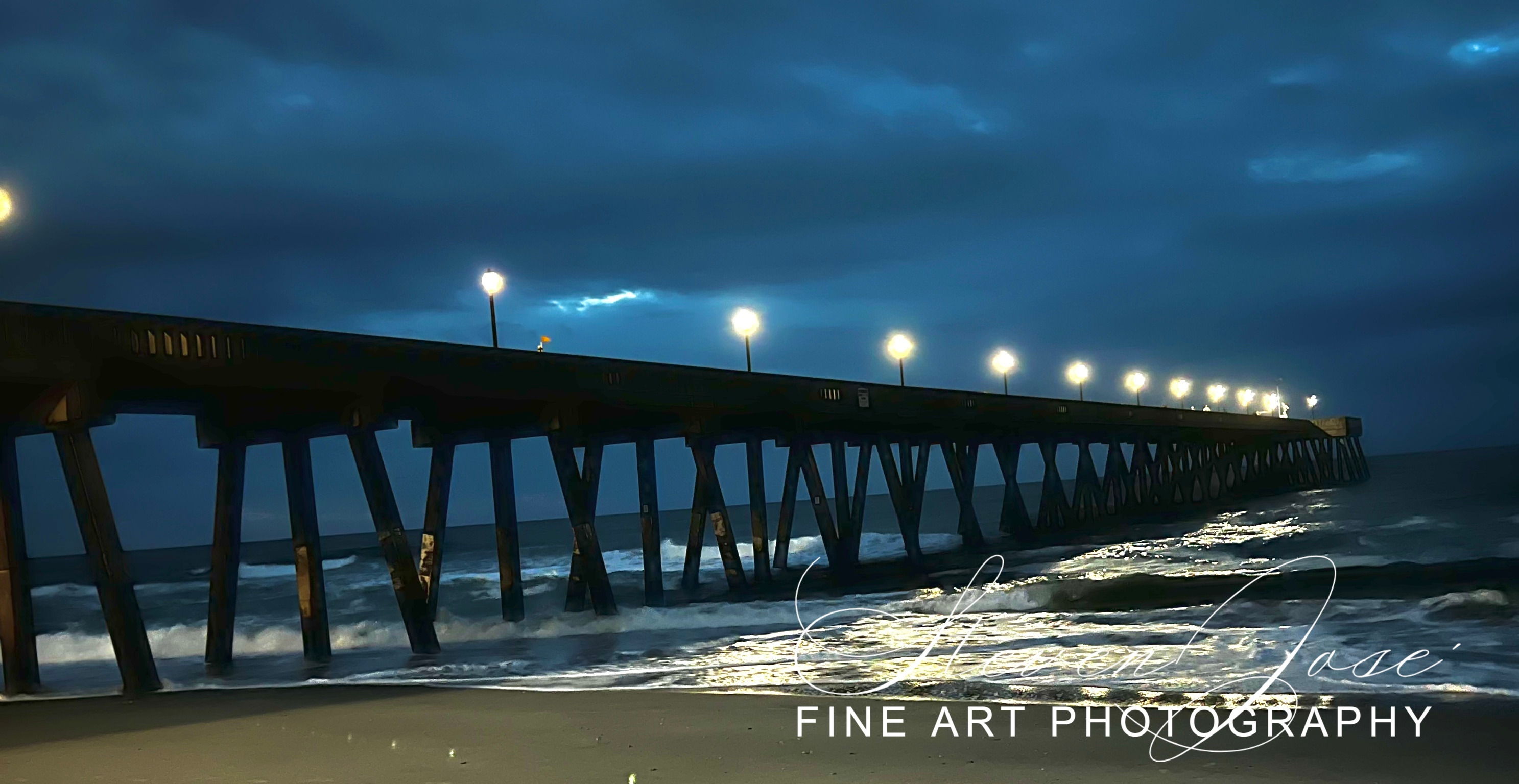 
        <div class='title'>
          Lamps Reflect off Beach IMG 2936 (1)
        </div>
       
        <div class='description'>
          
        </div>
      