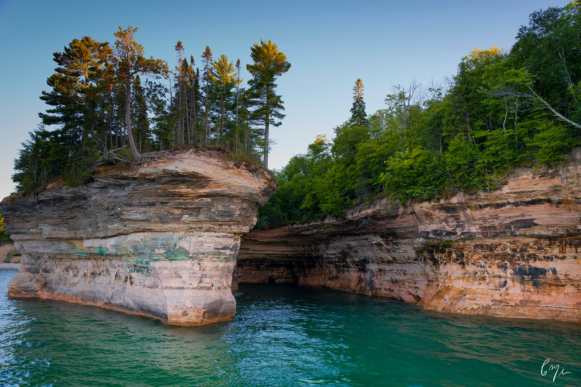 
        <div class='title'>
          Pictured Rocks
        </div>
       