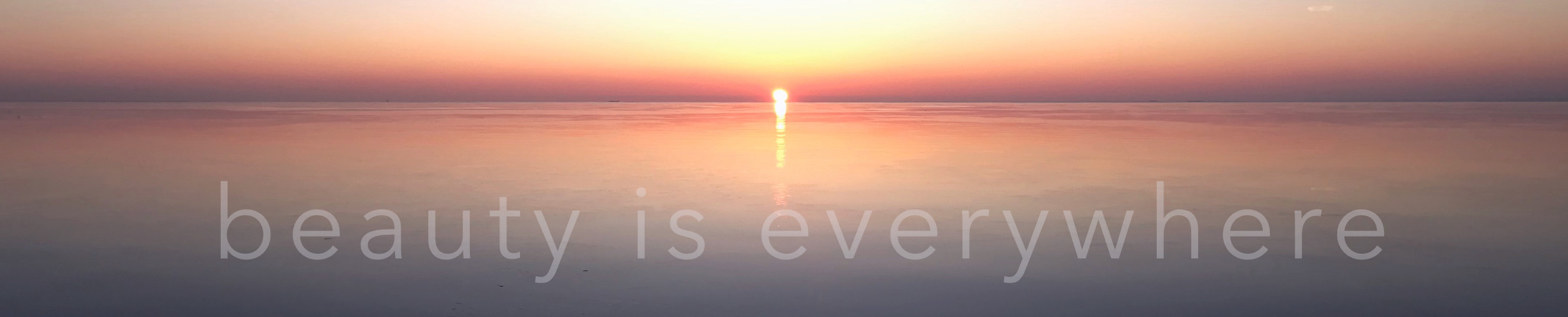 
        <div class='title'>
          sunrise with beauty narrow
        </div>
       