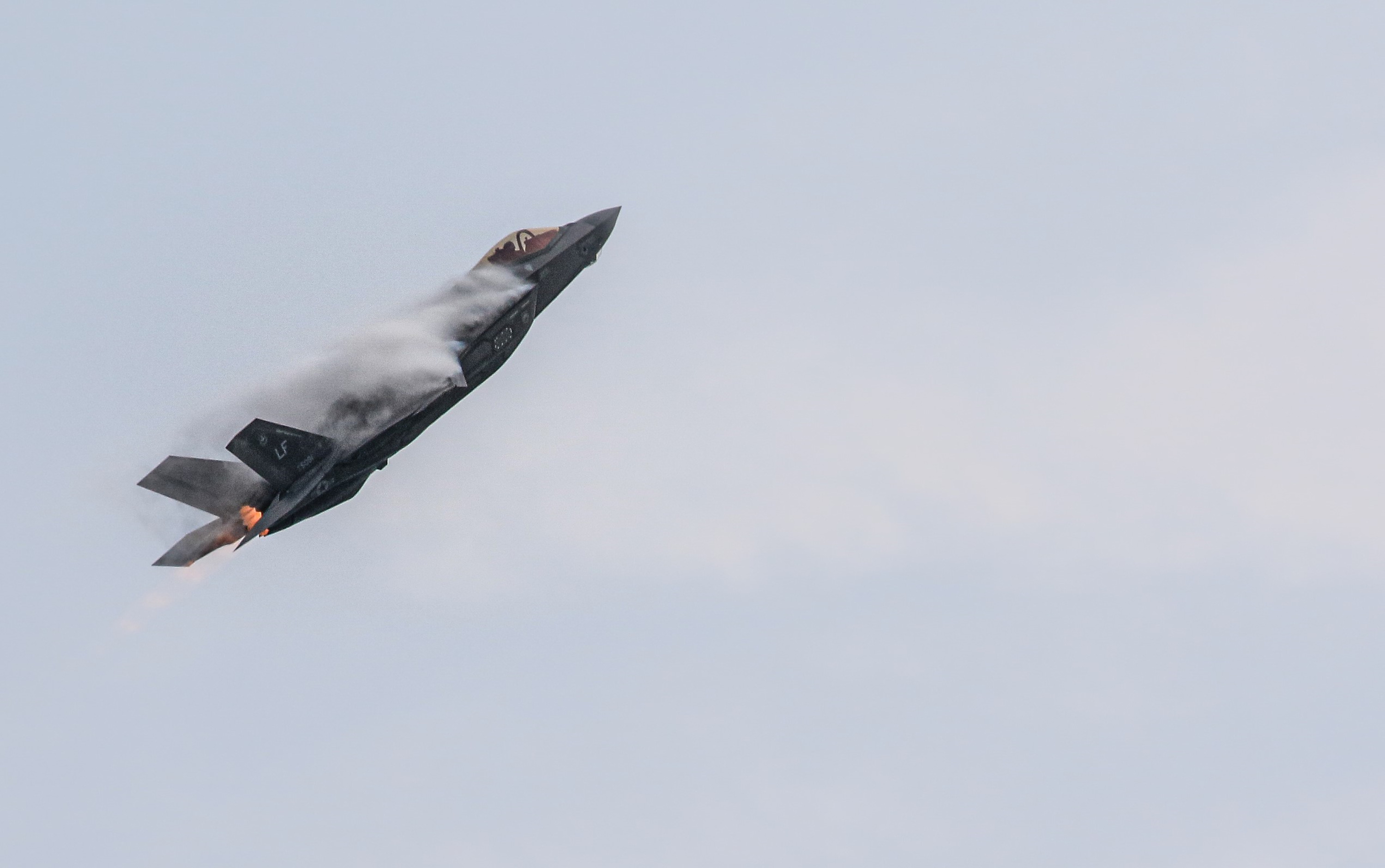 
        <div class='title'>
          Sound Barrier
        </div>
       
        <div class='description'>
          
        </div>
      