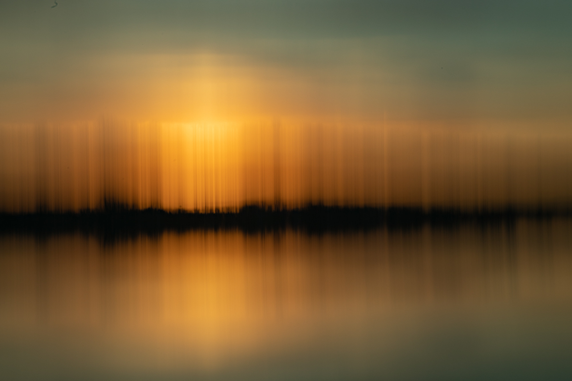 
        <div class='title'>
          Karen O Donnell Lake Sunrise ibvbio
        </div>
       
        <div class='description'>
          
        </div>
      