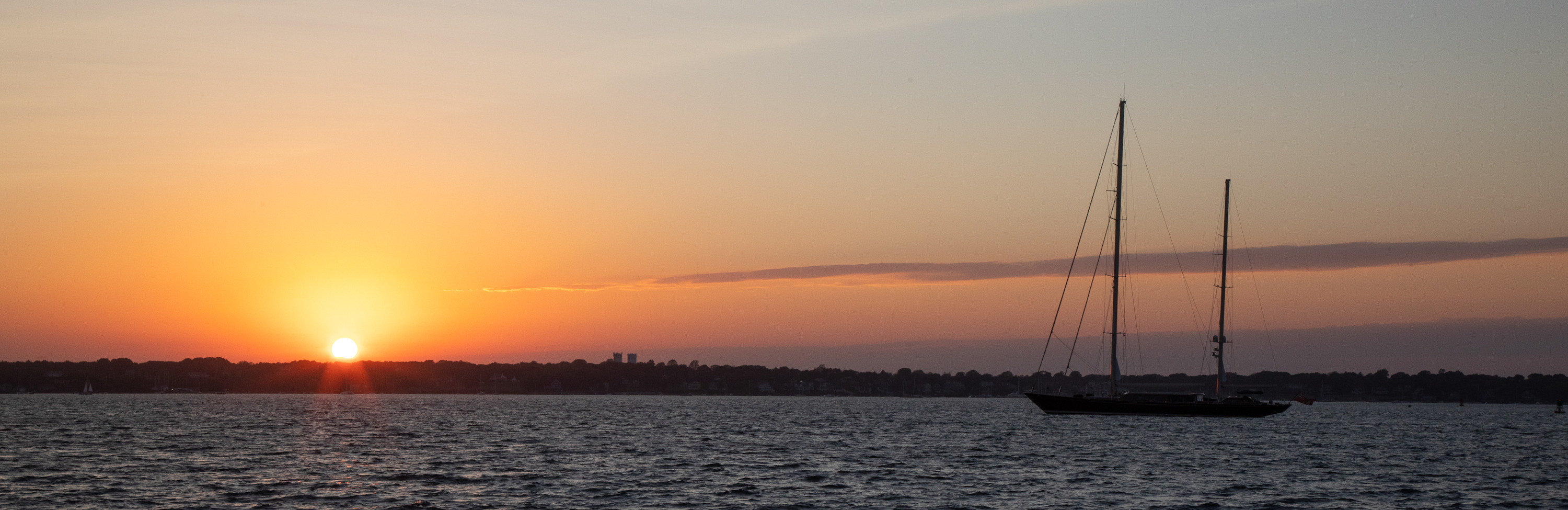 
        <div class='title'>
          Karen O Donnell Newport Sunset gakvvr
        </div>
       
        <div class='description'>
          
        </div>
      