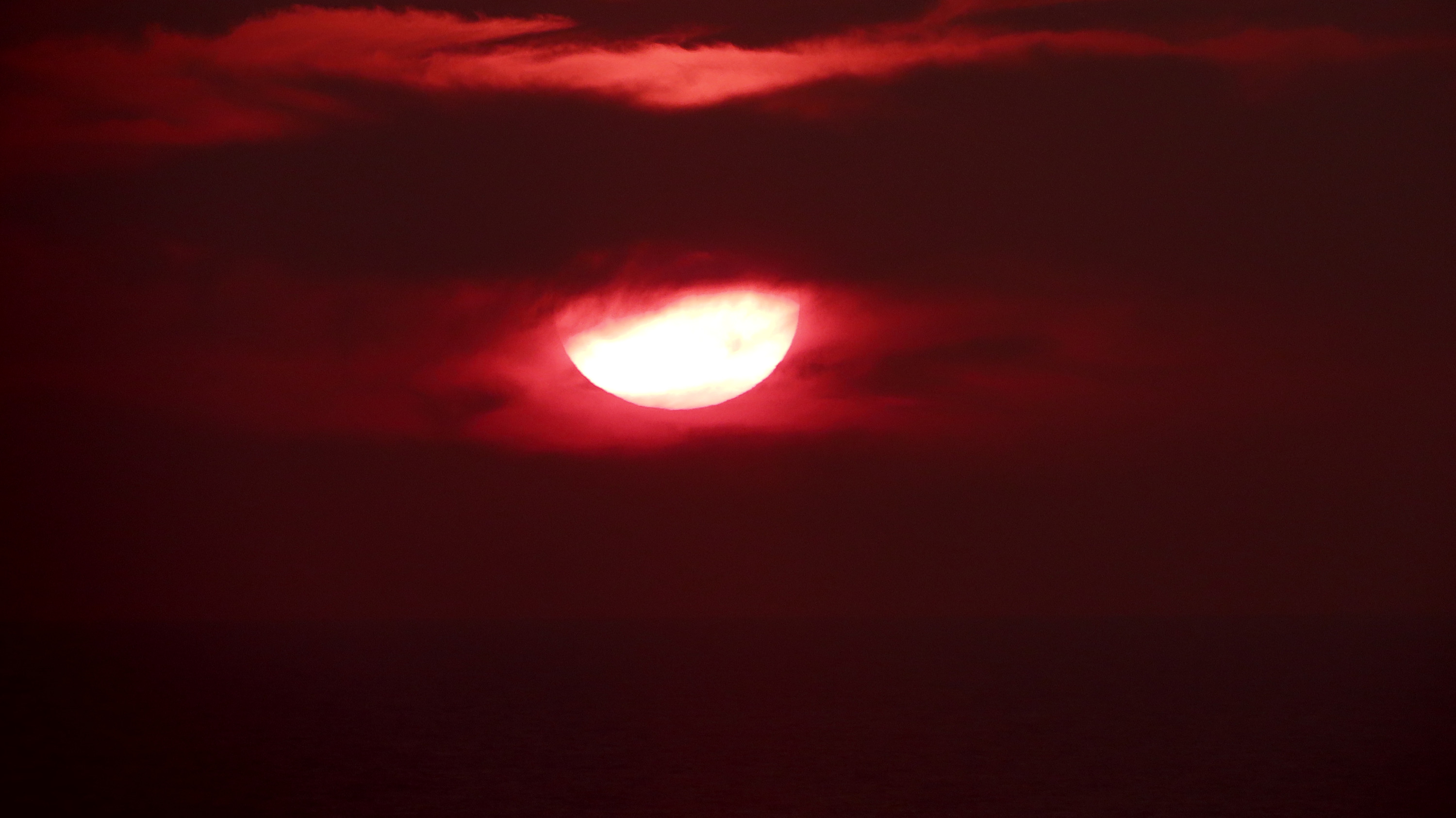 
        <div class='title'>
          Mexico Sunset
        </div>
       
        <div class='description'>
          Mexico
        </div>
      