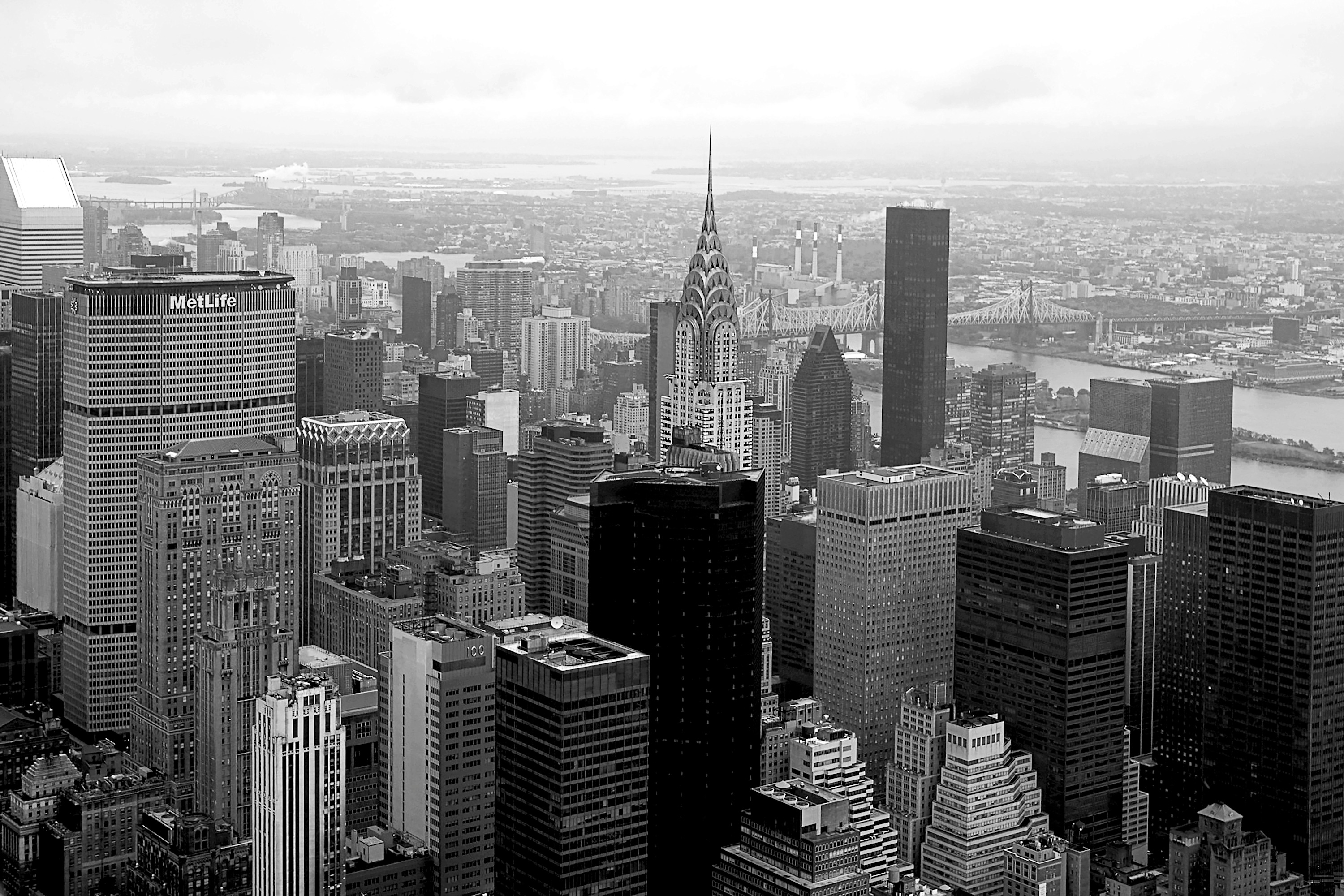 
        <div class='title'>
          New York City Skyline October 2009 45x30 WM 300dpi BW
        </div>
       