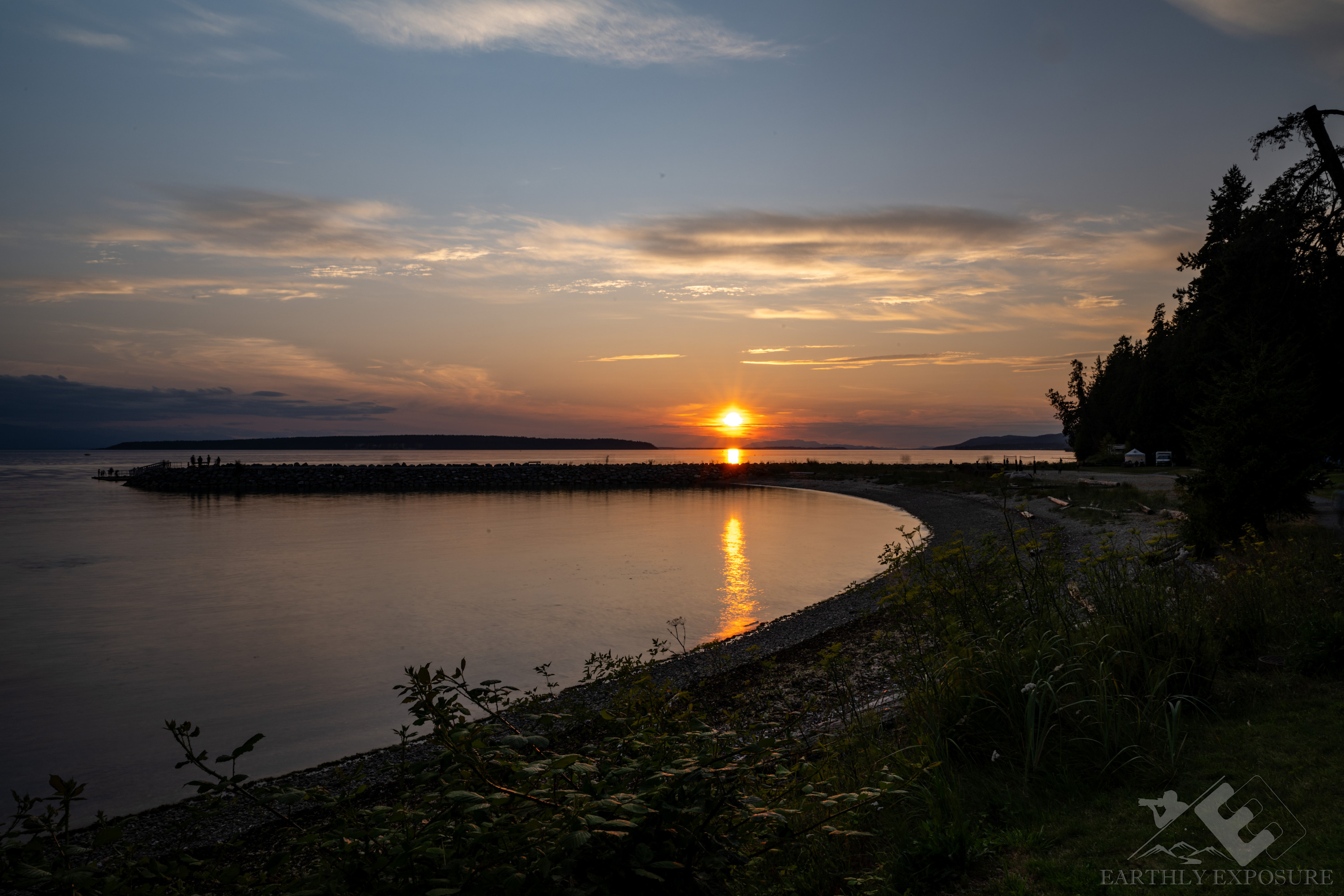 
        <div class='title'>
          Adam Trujillo Island Sunset
        </div>
       
        <div class='description'>
          
        </div>
      