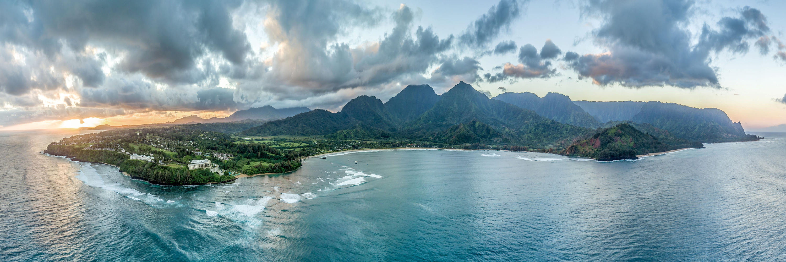
        <div class='title'>
          hanalei  panorama
        </div>
       
        <div class='description'>
          
        </div>
      