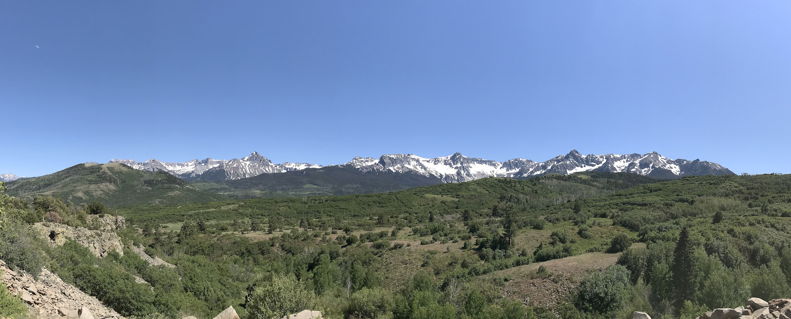 
        <div class='title'>
          sneffels 2
        </div>
       
        <div class='description'>
          
        </div>
      