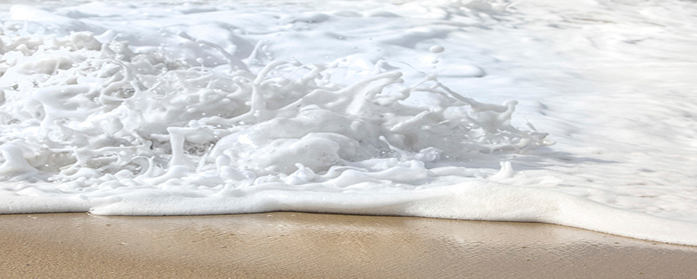 
        <div class='title'>
          Laguna Splash 1000 x 400
        </div>
       