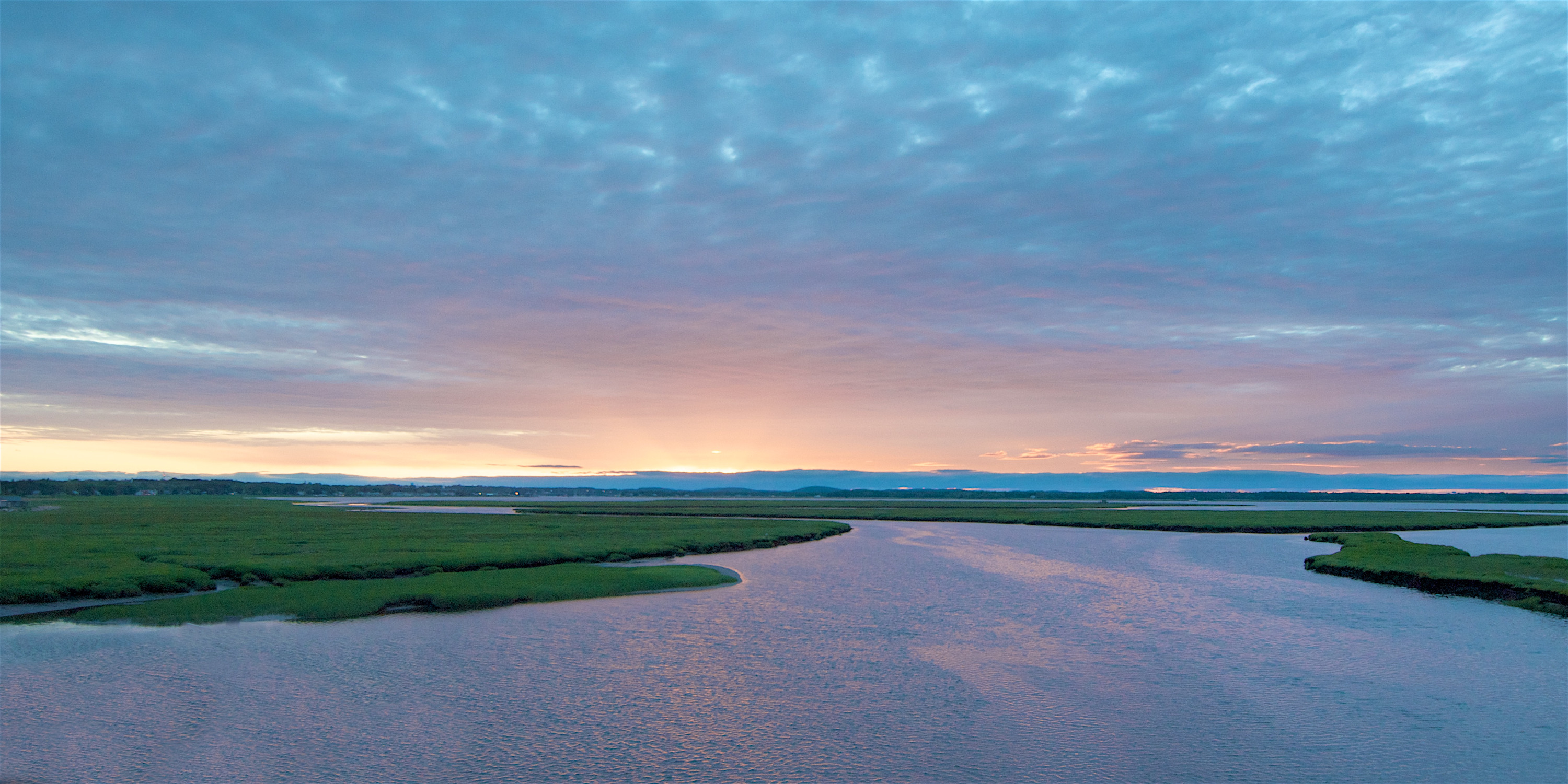 
        <div class='title'>
          Cotton Candy Sunset on Plum Island
        </div>
       
        <div class='description'>
          
        </div>
      