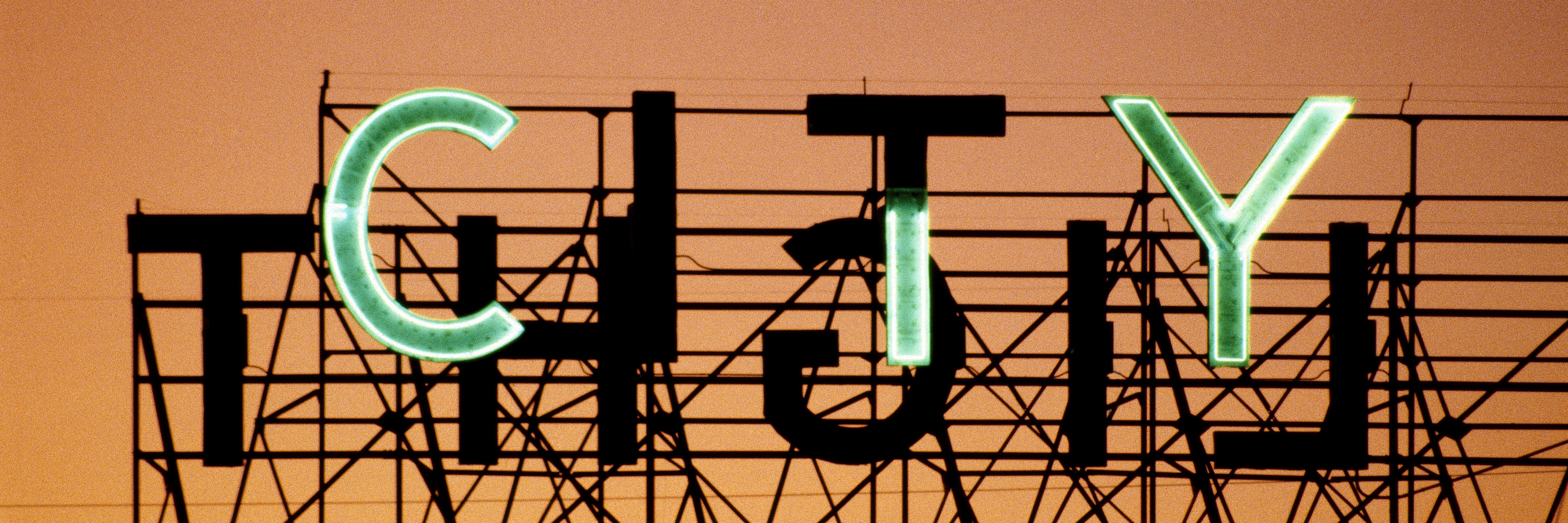
        <div class='title'>
          City Light Seattle 1991 50
        </div>
       