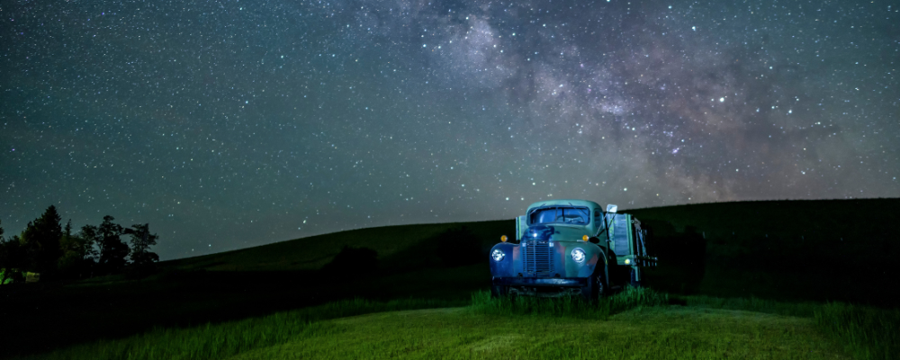 
        <div class='title'>
          Untitled design
        </div>
       