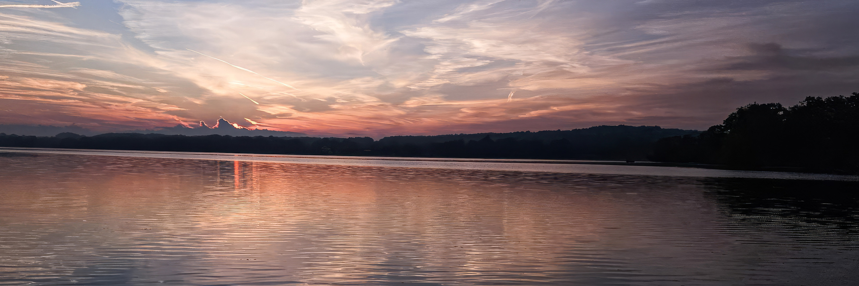 
        <div class='title'>
          image (30)
        </div>
       