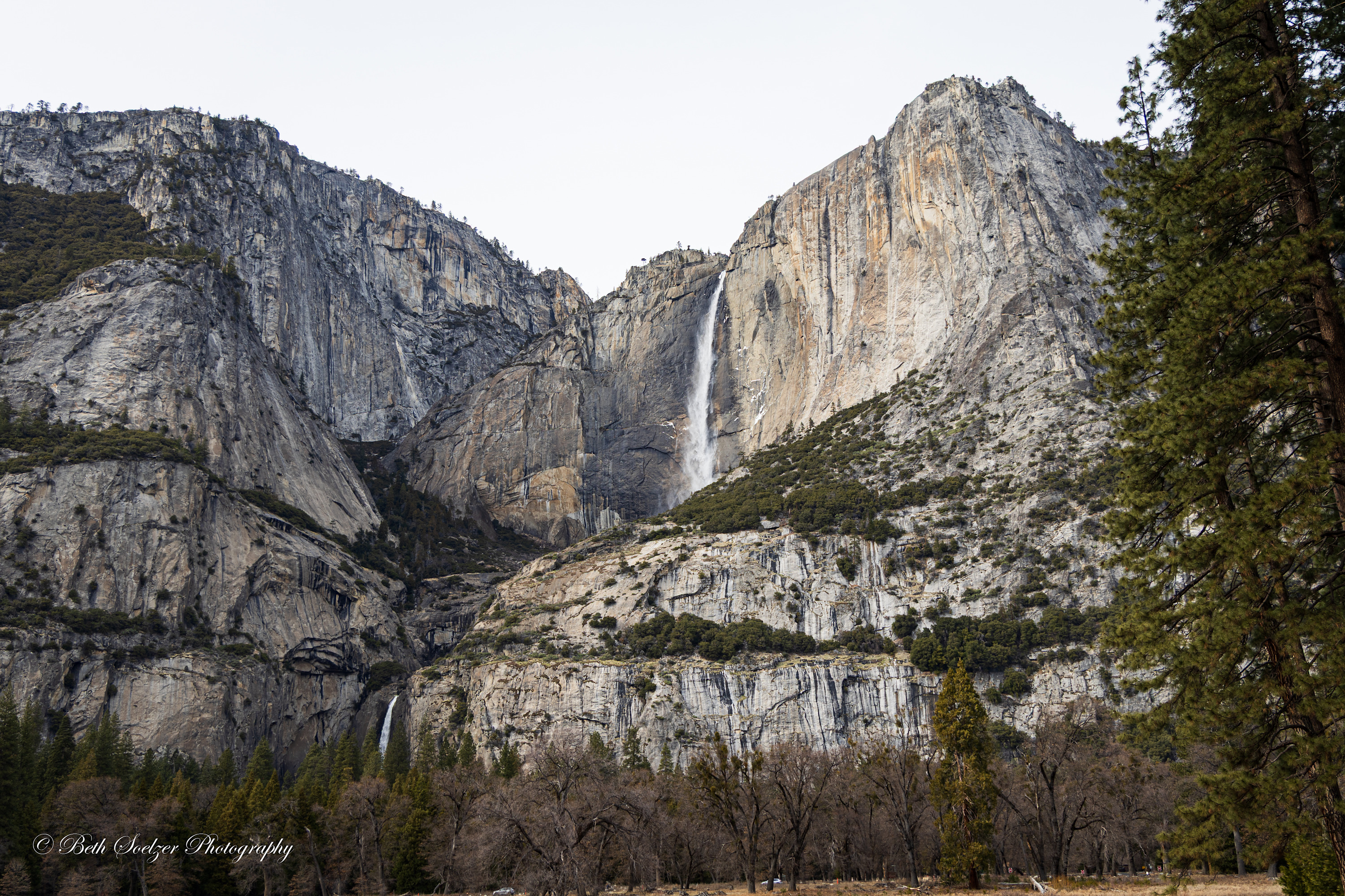 
        <div class='title'>
          Yosemite Feb 11 25 08
        </div>
       