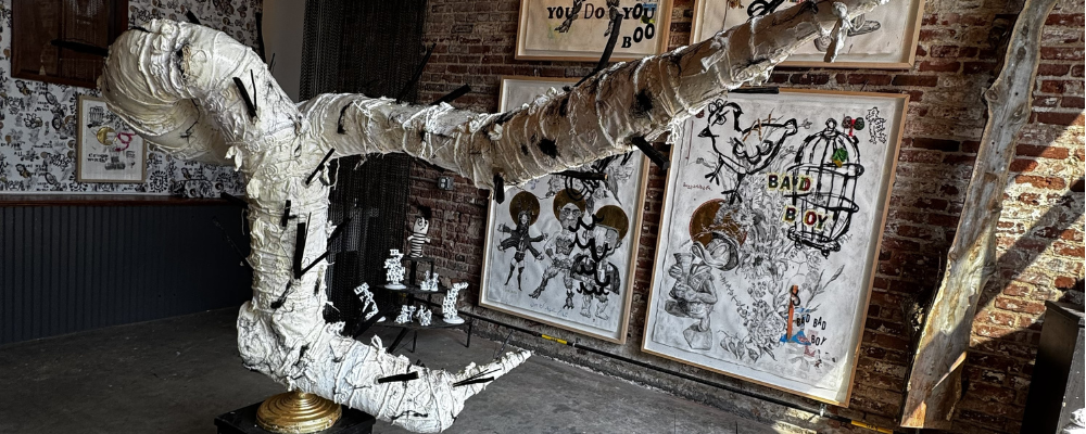 
        <div class='title'>
          Untitled design (1)
        </div>
       