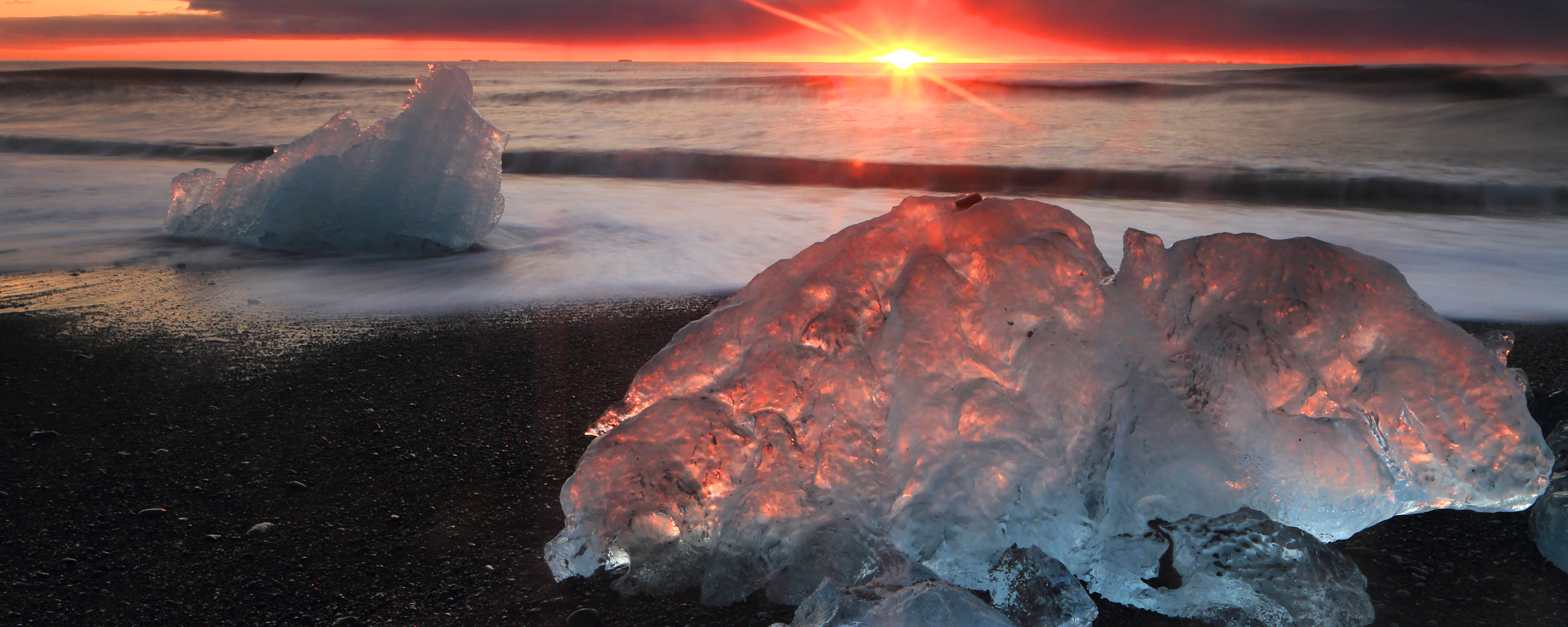 
        <div class='title'>
          1
        </div>
       