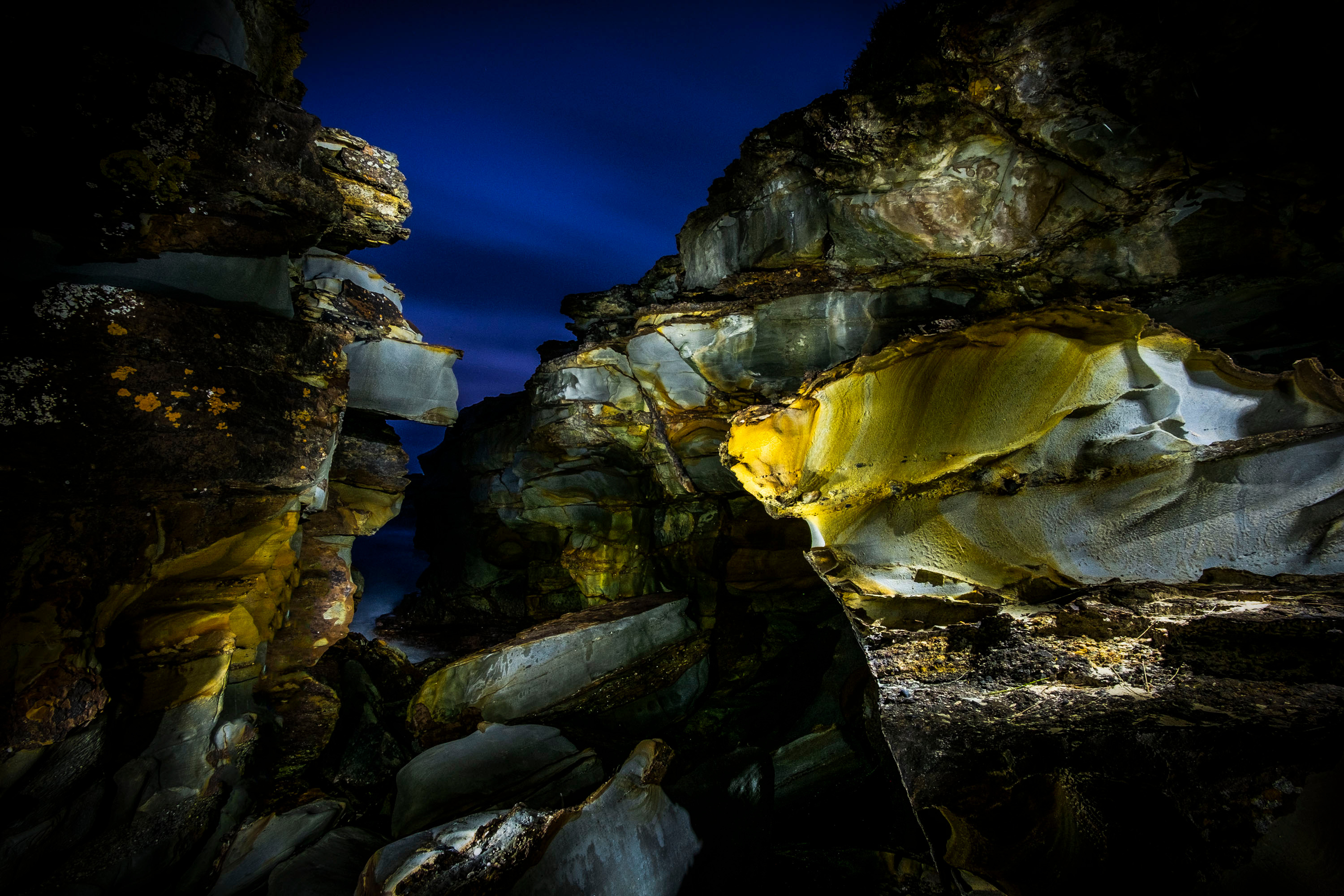 Secret entrance eobhyn