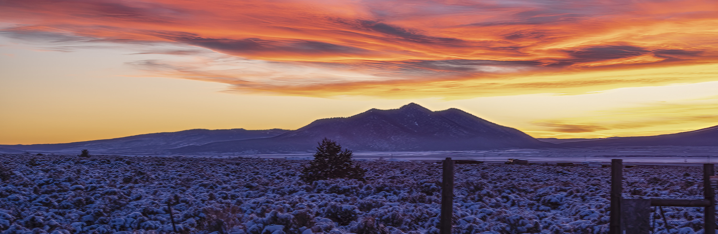 
        <div class='title'>
          Winter Sunset uaiefj
        </div>
       