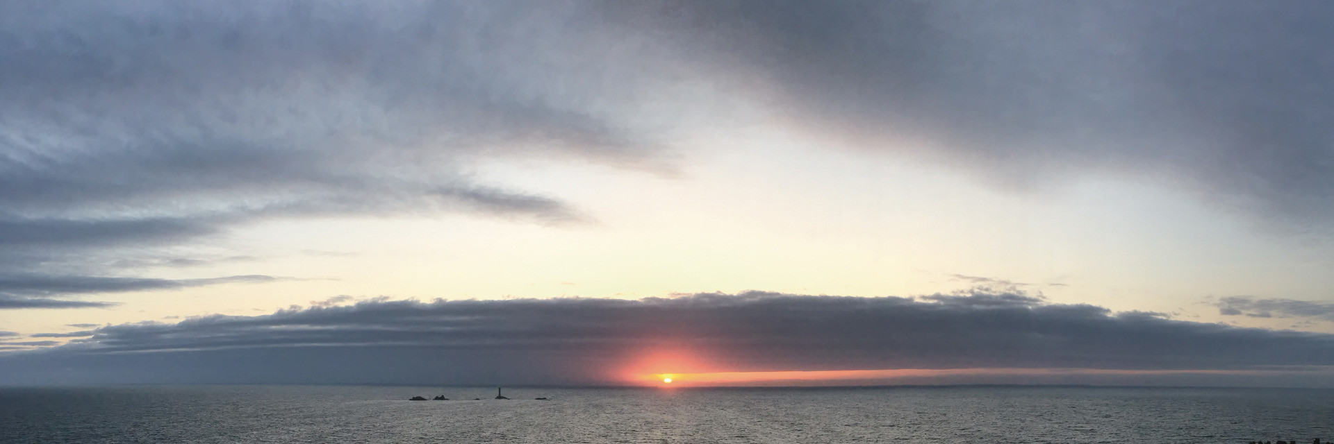 
        <div class='title'>
          Img 1016X2dnlcx3 YATIN DATTANI
        </div>
       