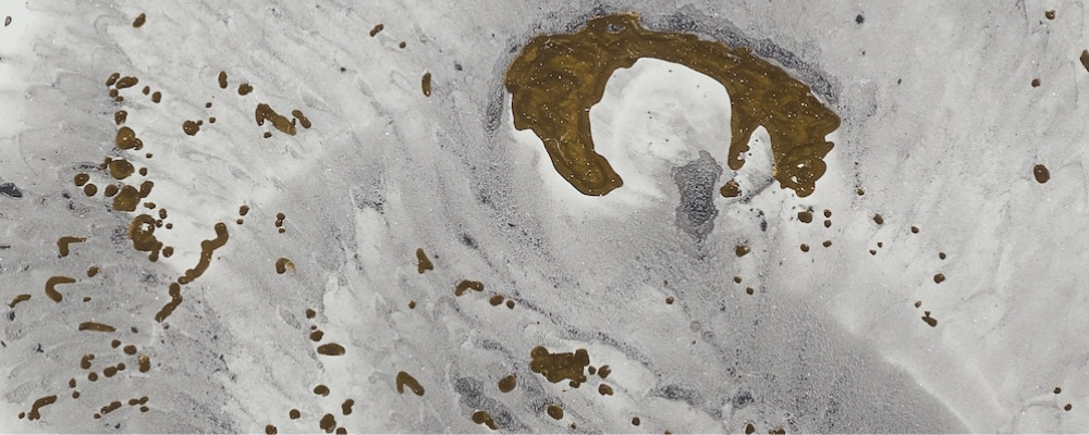 
        <div class='title'>
          banner 1 art store fronts
        </div>
       