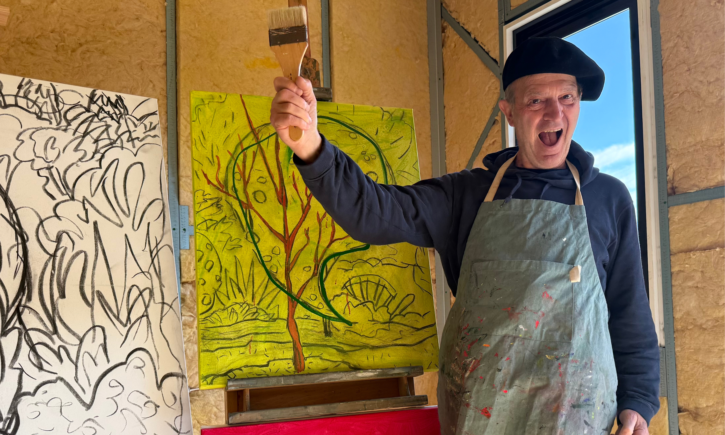 
        <div class='title'>
          2
        </div>
       