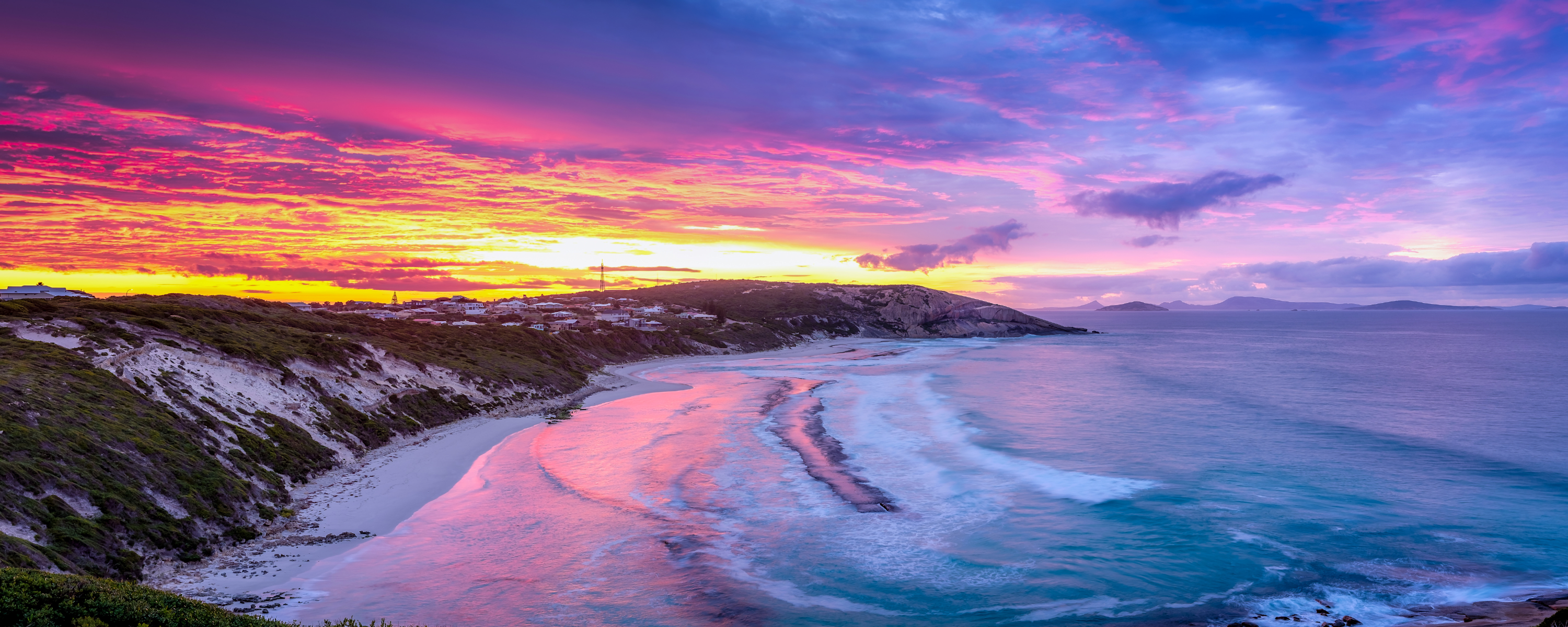 
        <div class='title'>
          4
        </div>
       