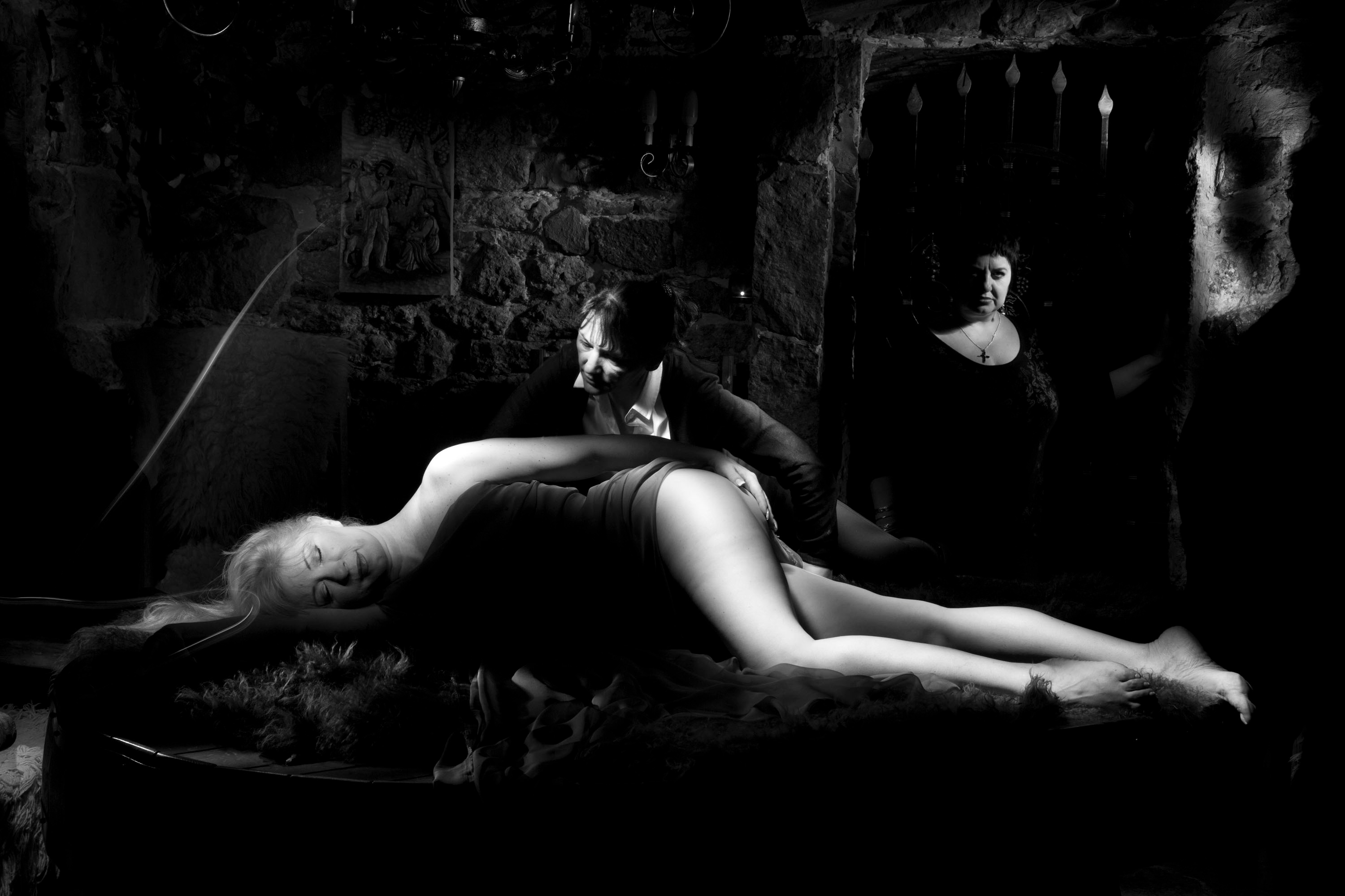 
        <div class='title'>
          The play
        </div>
       
        <div class='description'>
          light painting drama photography
        </div>
      