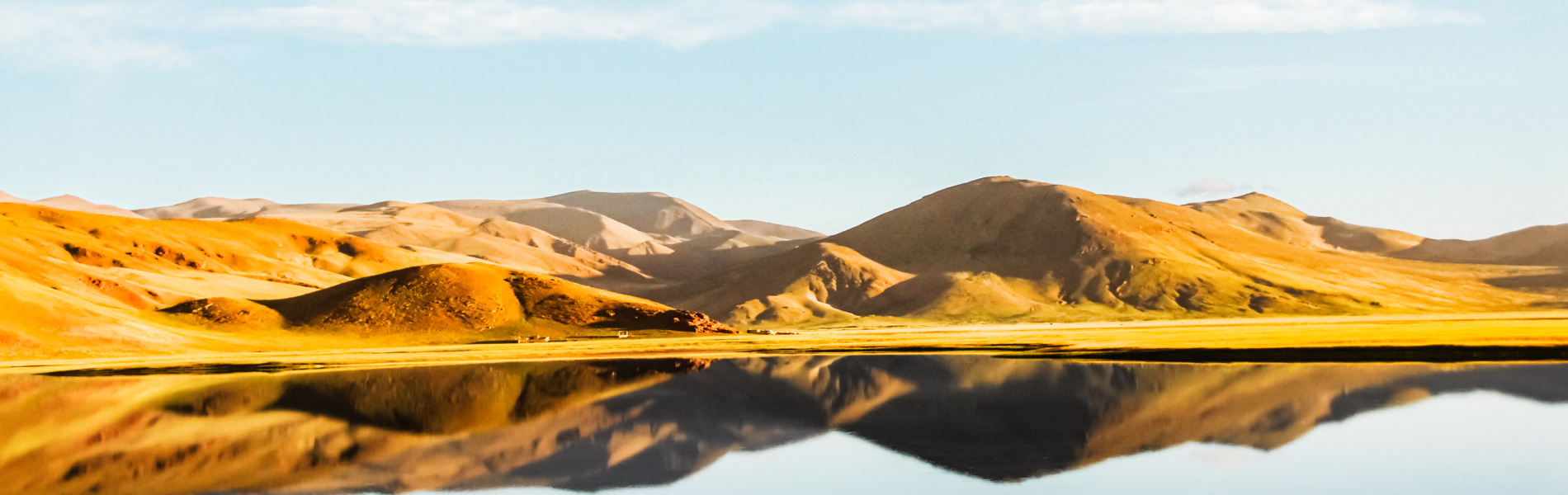 
        <div class='title'>
          21 Reflections of The Himalayas 16B DSC 3344 2
        </div>
       