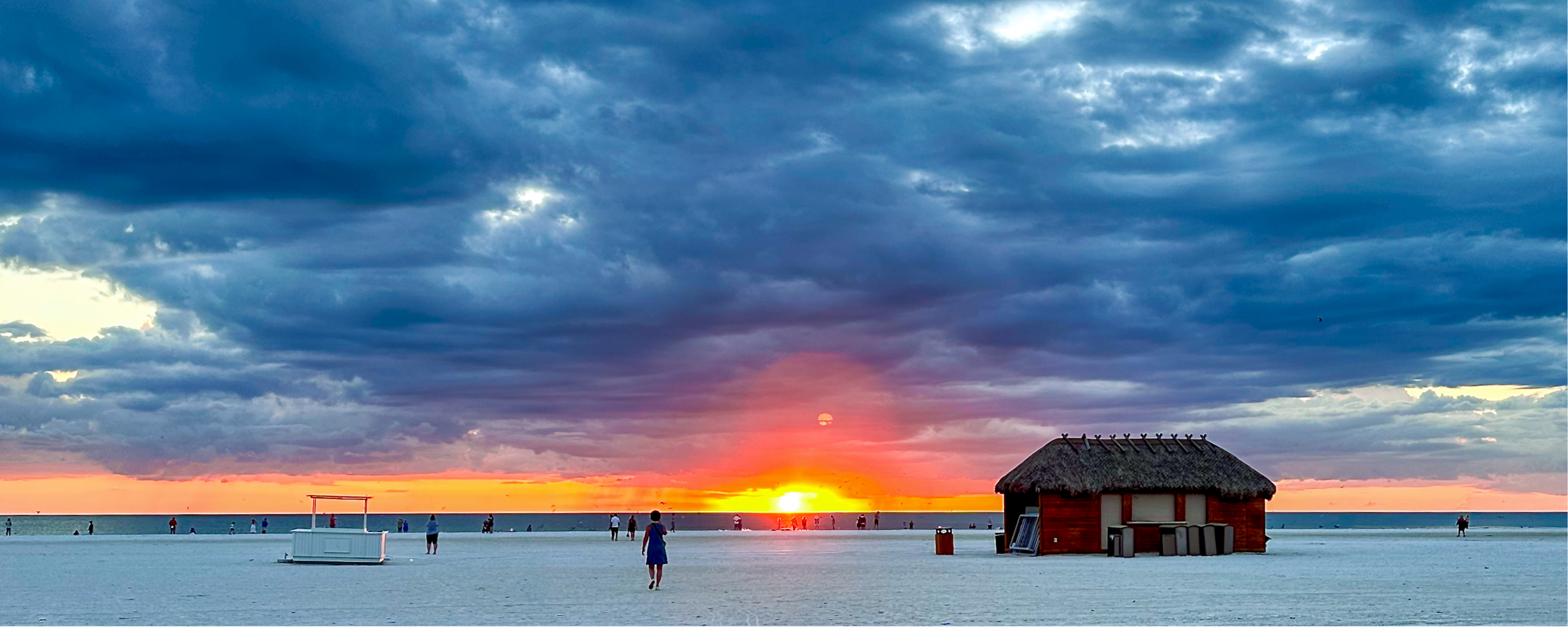 
        <div class='title'>
          2
        </div>
       