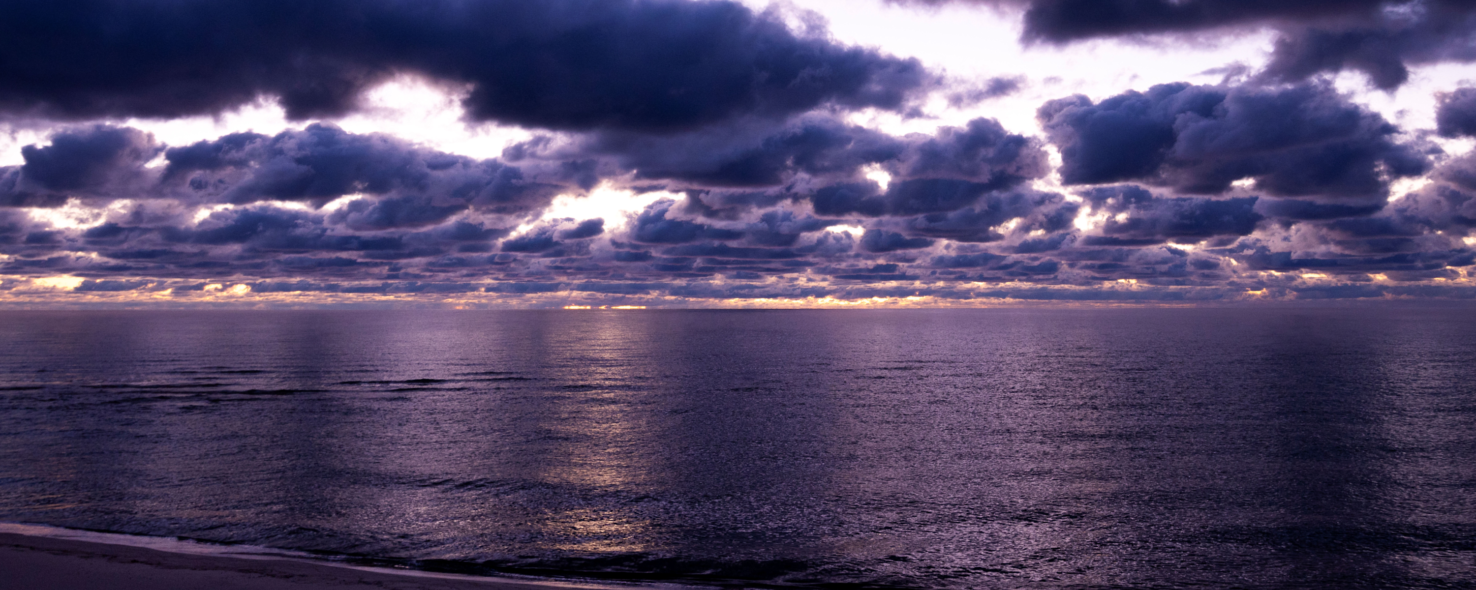 
        <div class='title'>
          2
        </div>
       